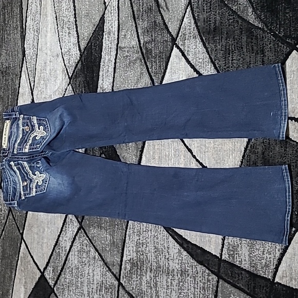 ROCK REVIVAL BETTY EMBROIDERED RHINESTONES EASY FIT BOOT-CUT DENIM JEAN - Picture 11 of 14